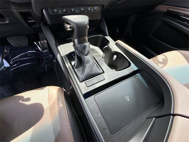 Certified 2024 Lexus ES 350 w/ Premium Package image 21