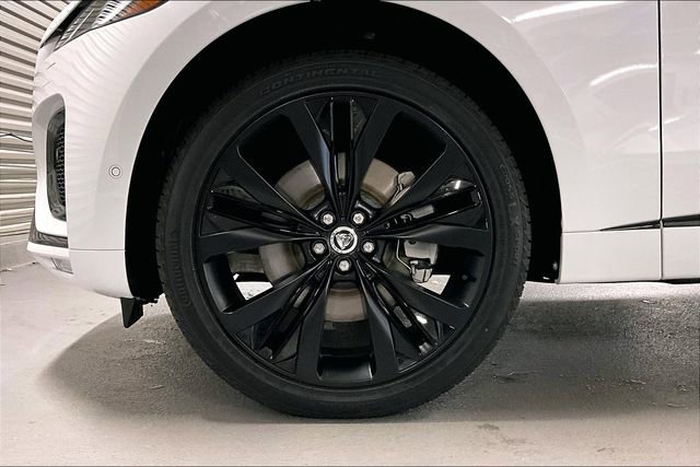 New 2026 Jaguar F-PACE R-Dynamic S image 10