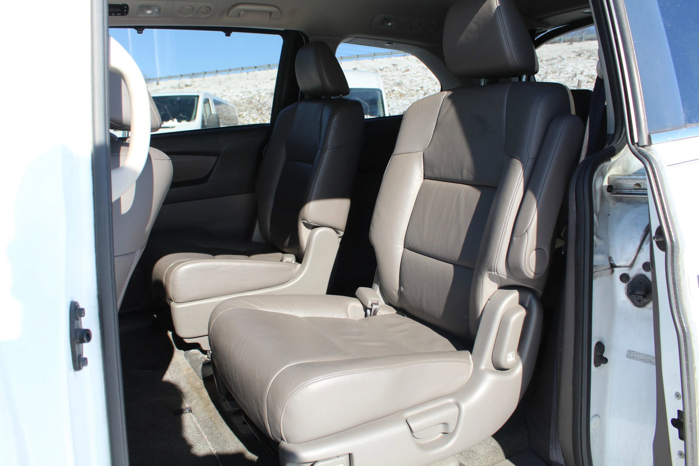 Used 2012 Honda Odyssey EX-L image 25