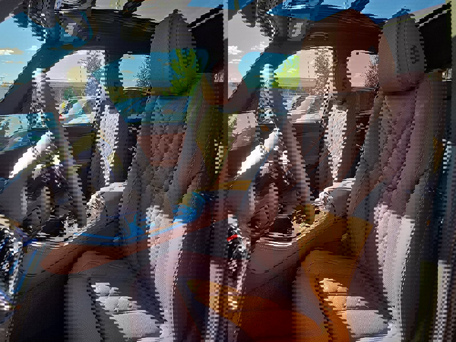 Used 2026 BMW X5 xDrive50e w/ Executive Package image 6