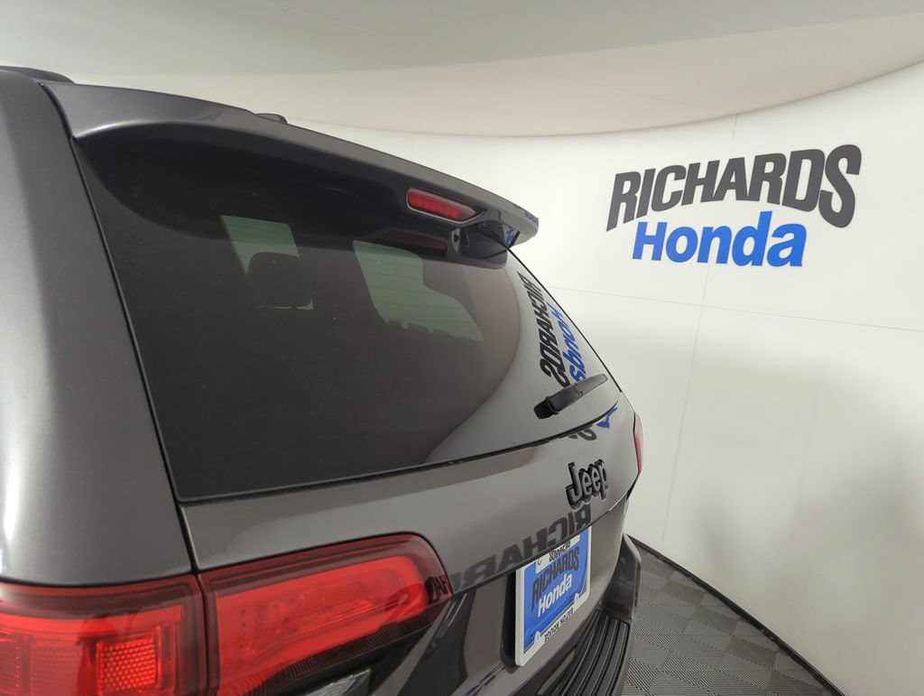 Used 2021 Jeep Grand Cherokee Laredo X RWD image 31