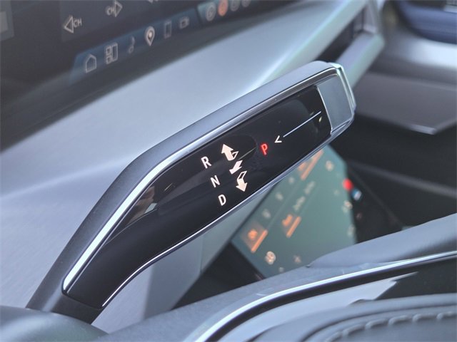 New 2026 Cadillac Vistiq Premium Luxury w/ LPO, Floor Liner Package image 13