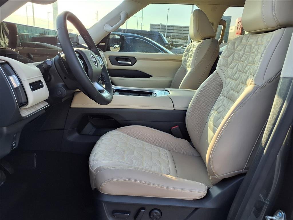 New 2026 Nissan Armada Platinum image 11