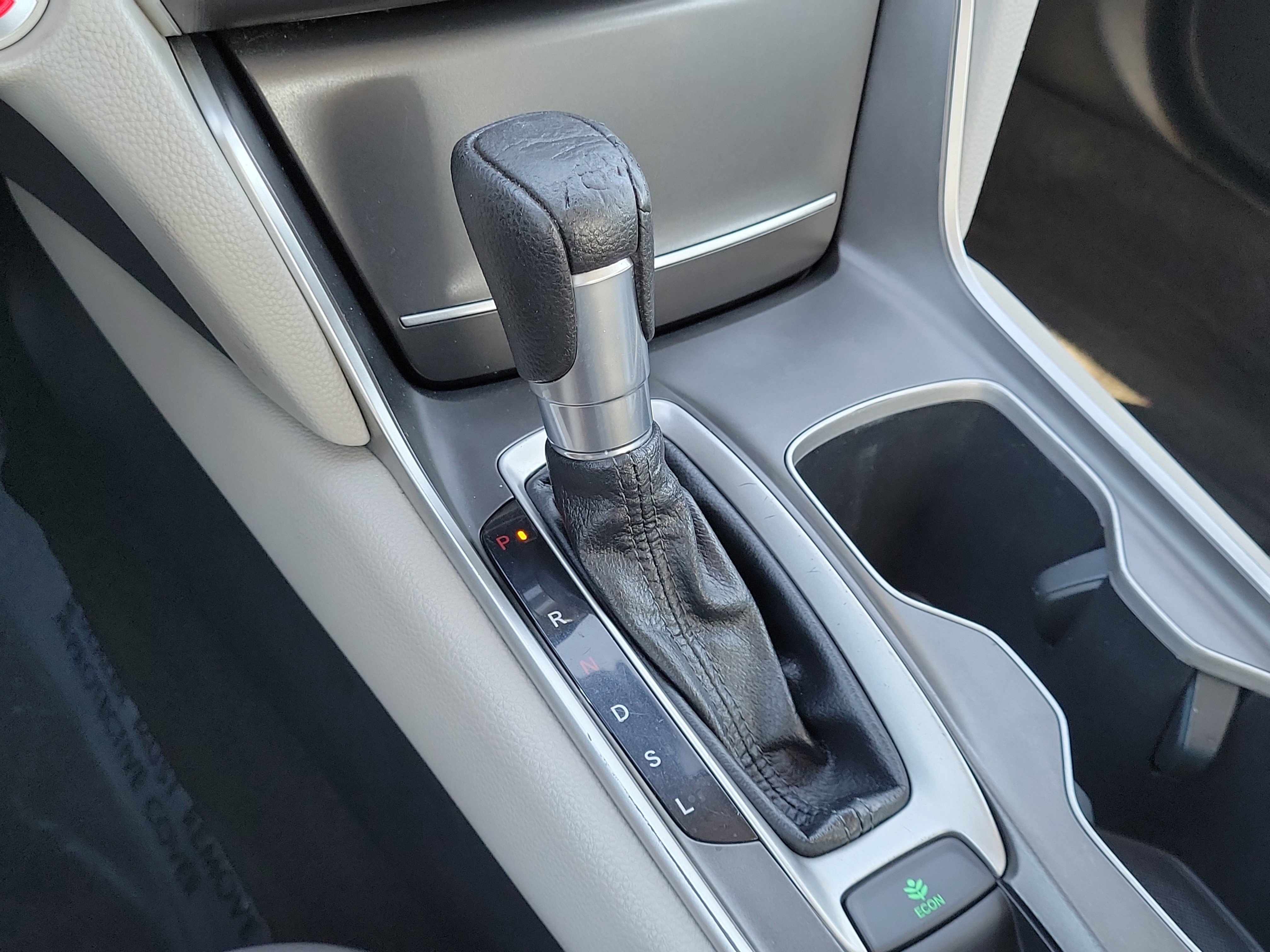 Used 2019 Honda Accord LX image 18