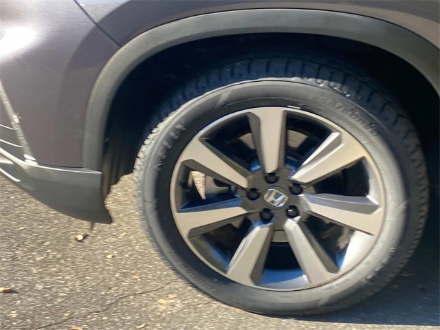 Used 2025 Honda Pilot Elite image 6