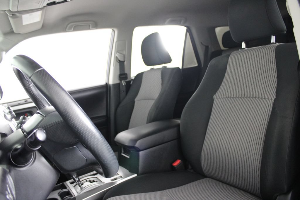 Used 2017 Toyota 4Runner SR5 RWD image 18