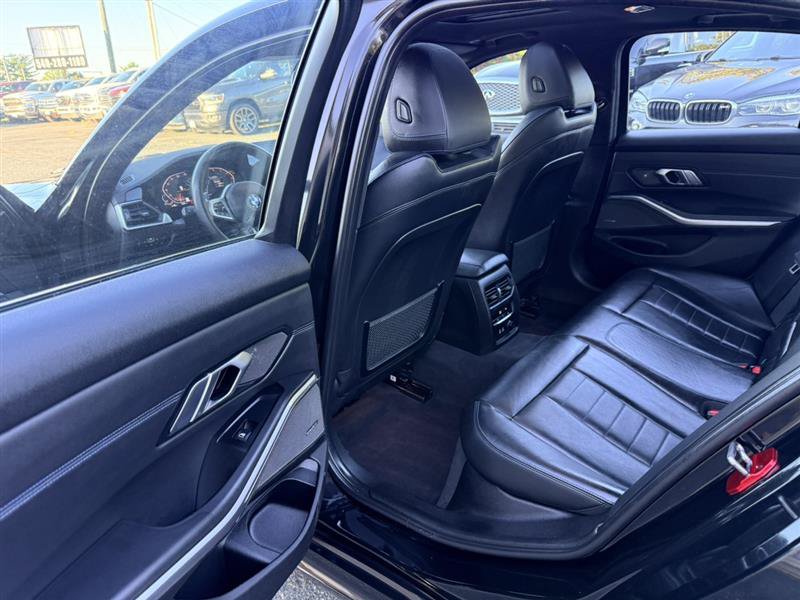 Used 2019 BMW 330i xDrive Sedan w/ M Sport Package AWD/4WD image 20