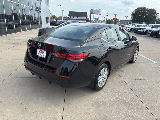 Used 2025 Nissan Sentra S image 9