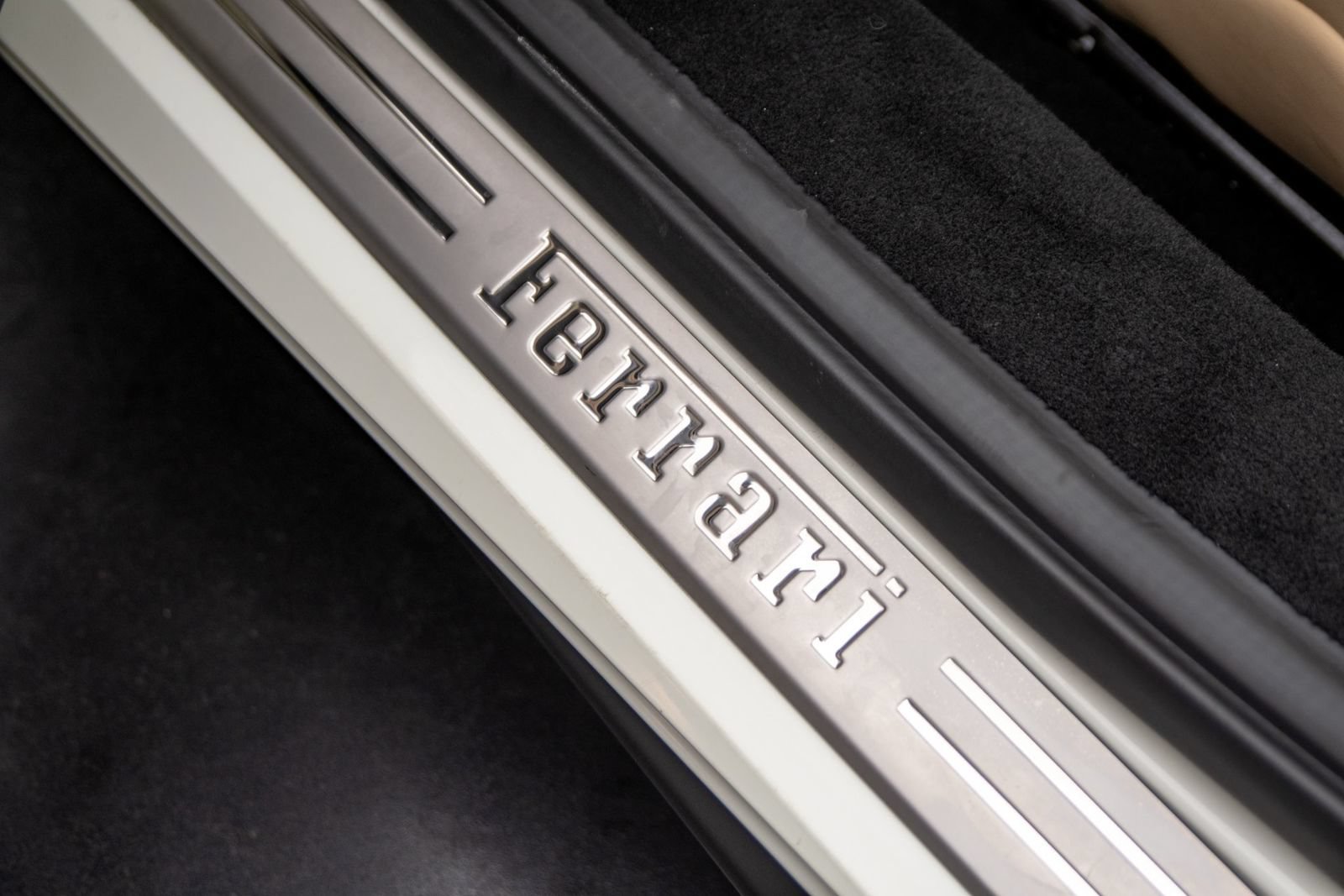 Used 2018 Ferrari 488 Spider RWD image 26
