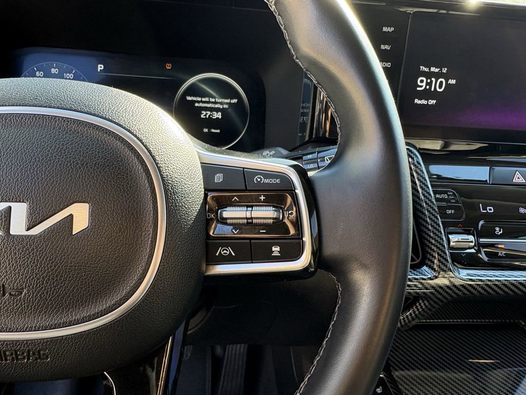 Used 2023 Kia Sorento SX image 17