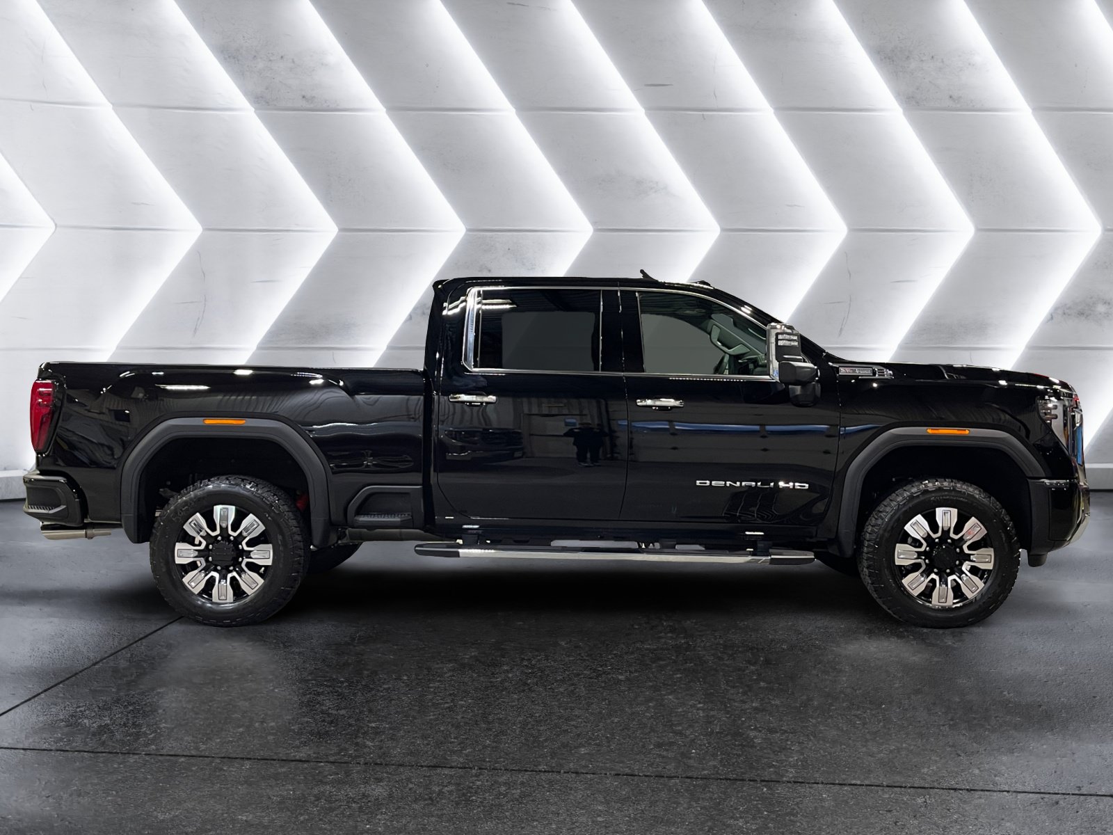 New 2026 GMC Sierra 3500 Denali w/ Technology Package AWD/4WD image 7