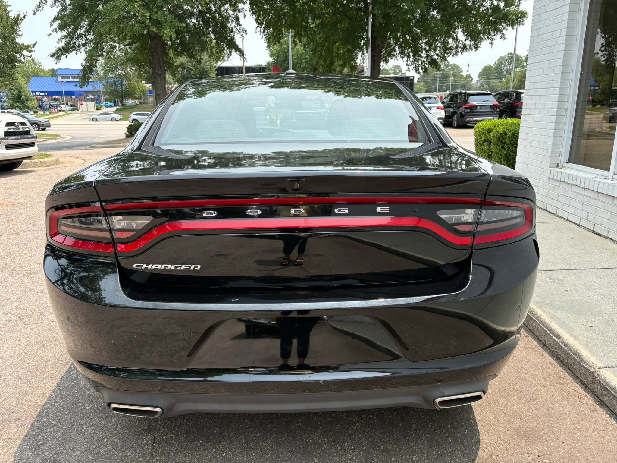 Used 2022 Dodge Charger SXT RWD image 6