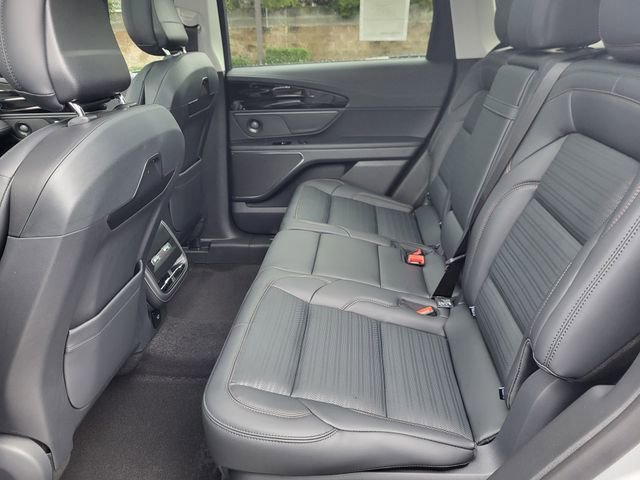 New 2026 Lincoln Nautilus Reserve w/ Jet Appearance Package image 16