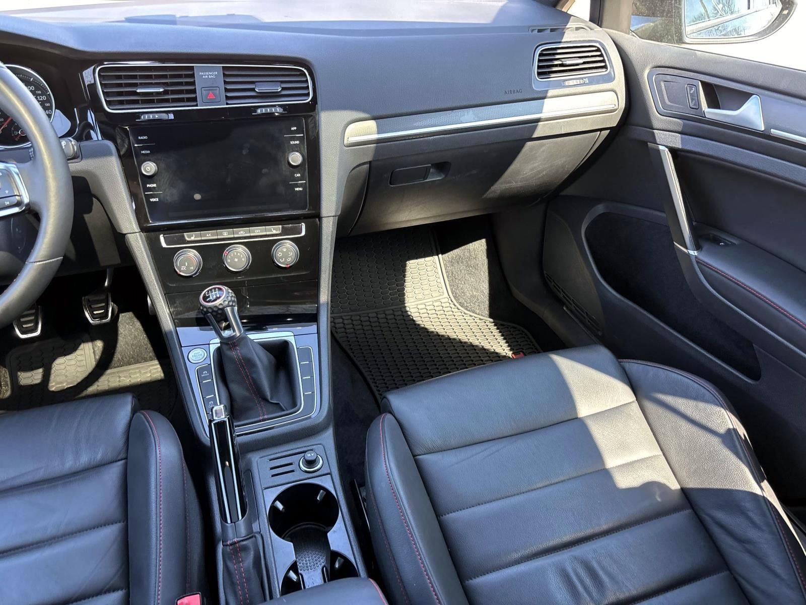 Used 2019 Volkswagen GTI S image 29