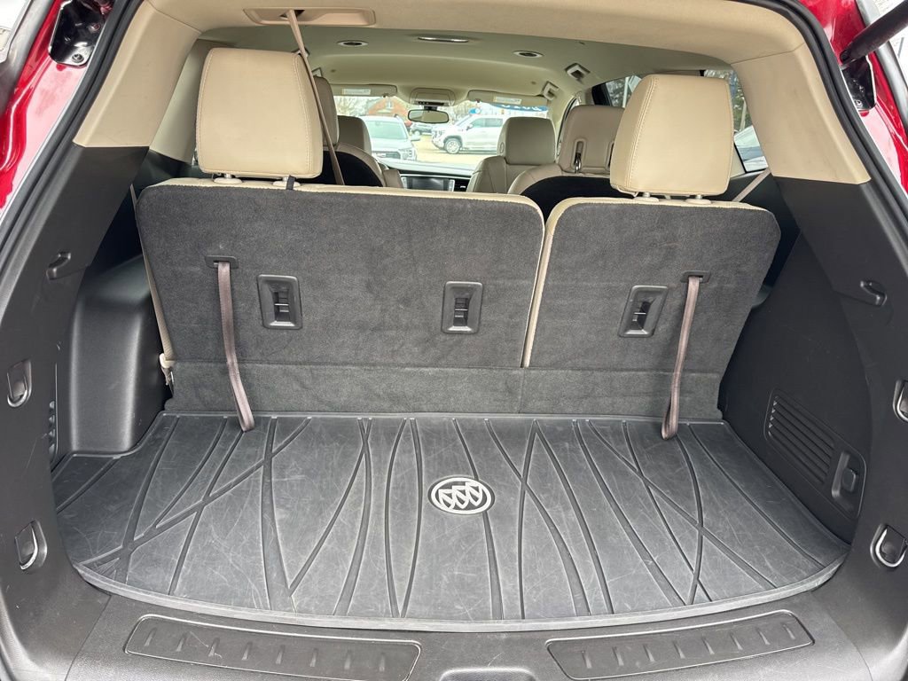 Certified 2018 Buick Enclave Essence FWD image 39