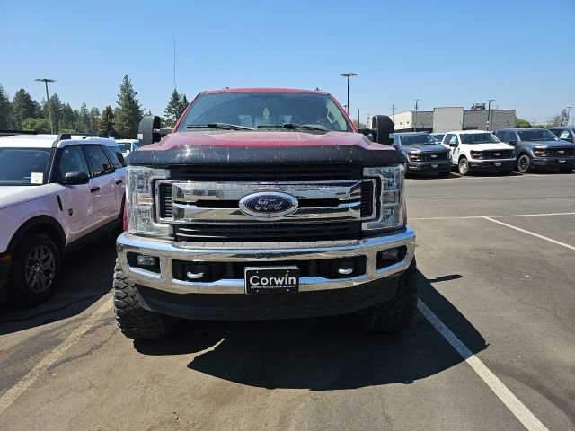 Used 2017 Ford F350 XLT w/ XLT Premium Package AWD/4WD image 4