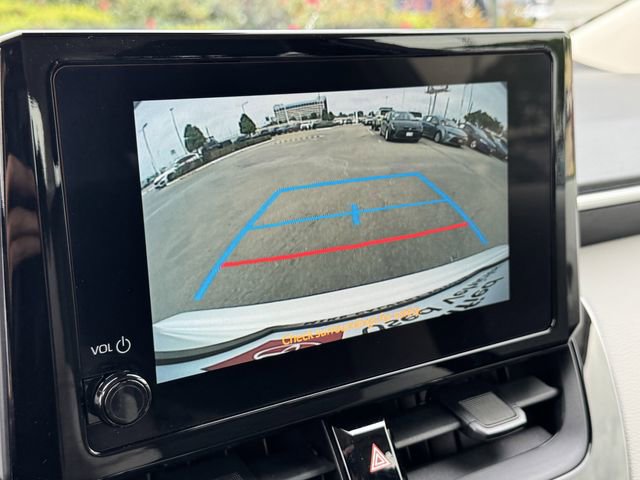 Certified 2025 Toyota Corolla XLE FWD image 18