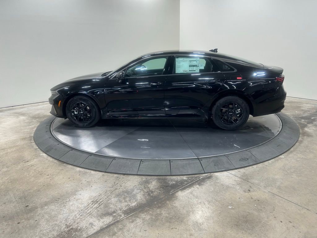 New 2026 Kia K5 LXS image 8