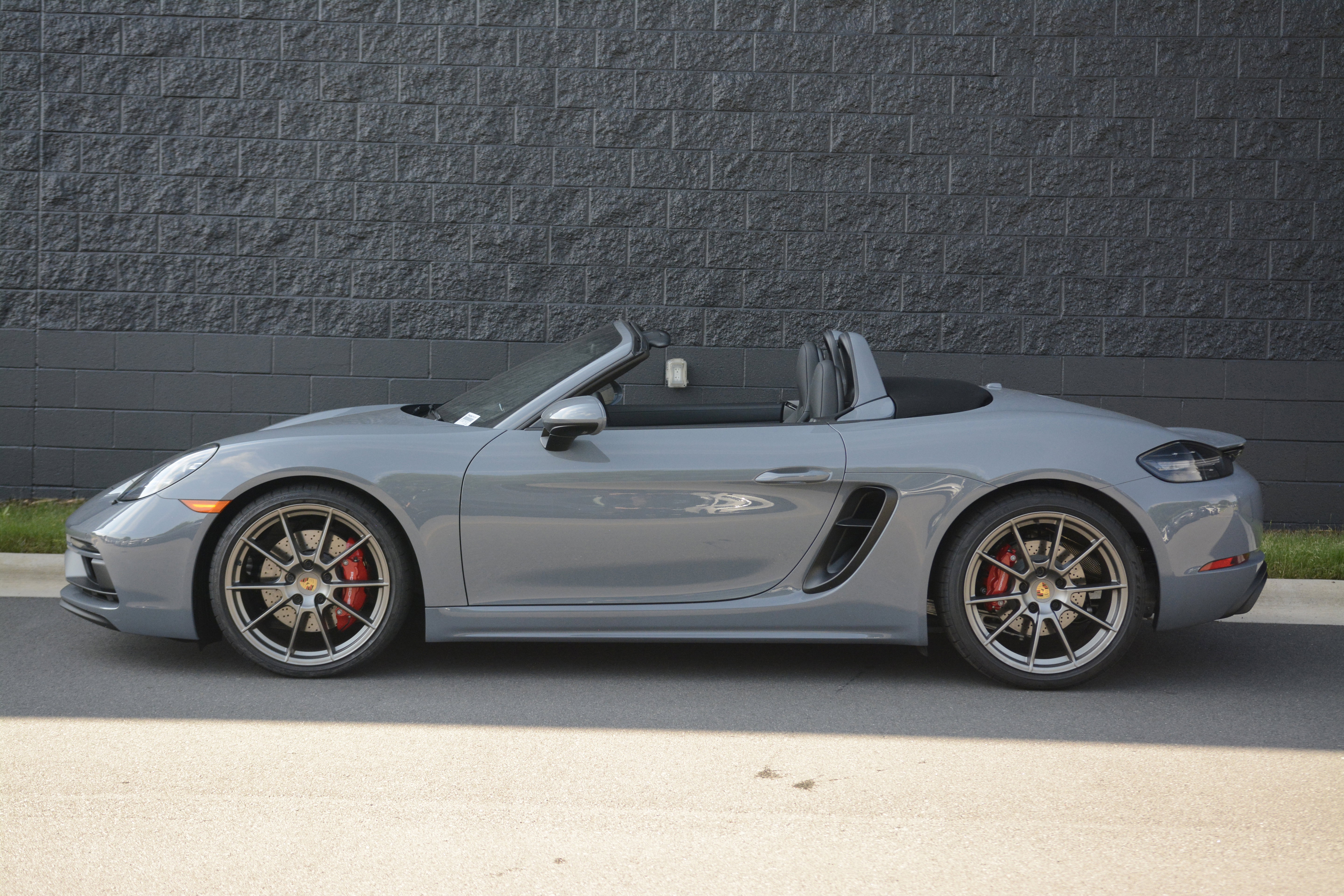 Certified 2024 Porsche 718 Boxster GTS RWD image 2
