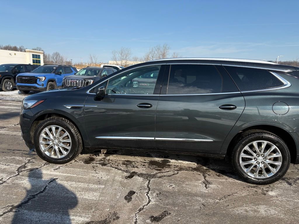 Used 2019 Buick Enclave Premium w/ Experience Buick Package image 8