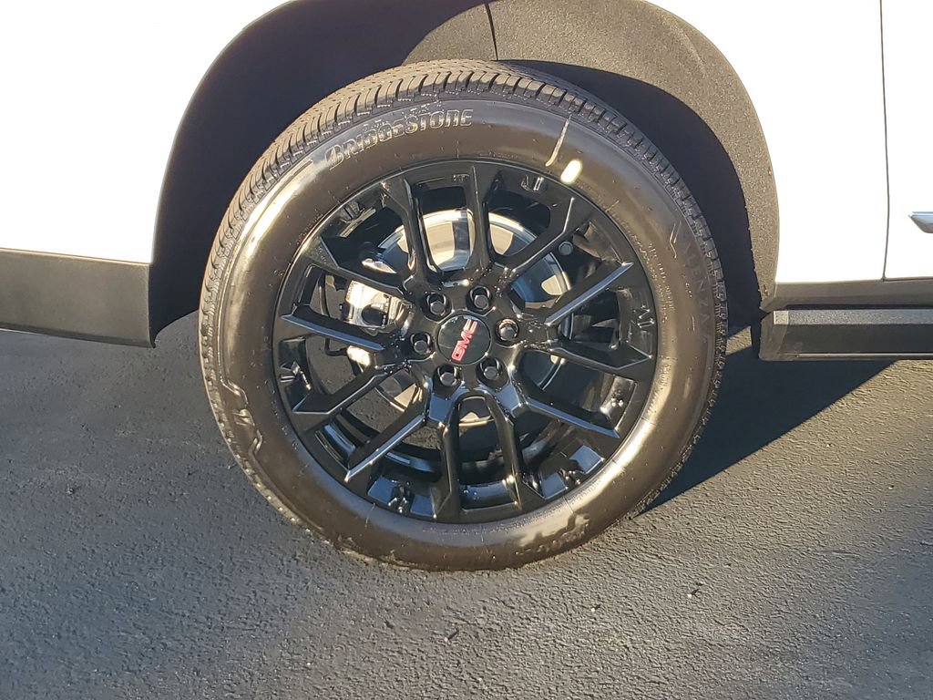 New 2026 GMC Yukon XL Denali w/ Denali Reserve Package image 5
