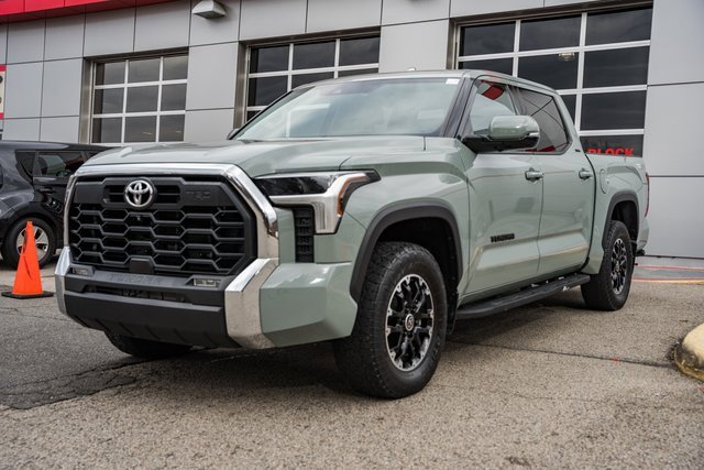 Used 2022 Toyota Tundra SR5 image 3