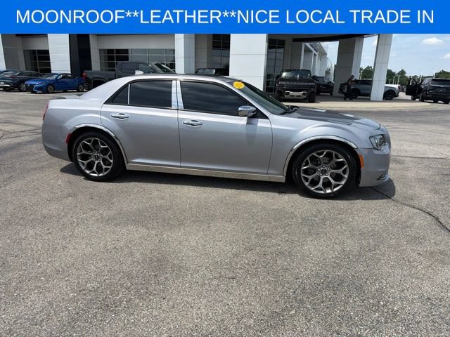 Used 2018 Chrysler 300 S w/ 300S Premium Group RWD image 14