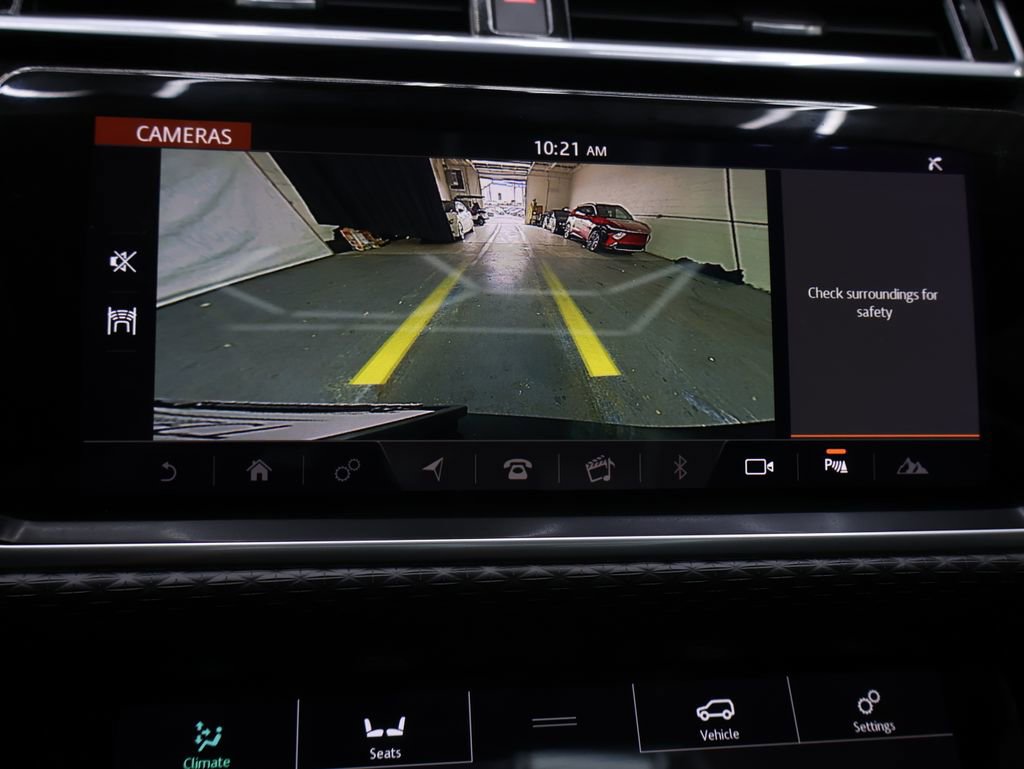 Used 2018 Land Rover Range Rover Velar S image 23