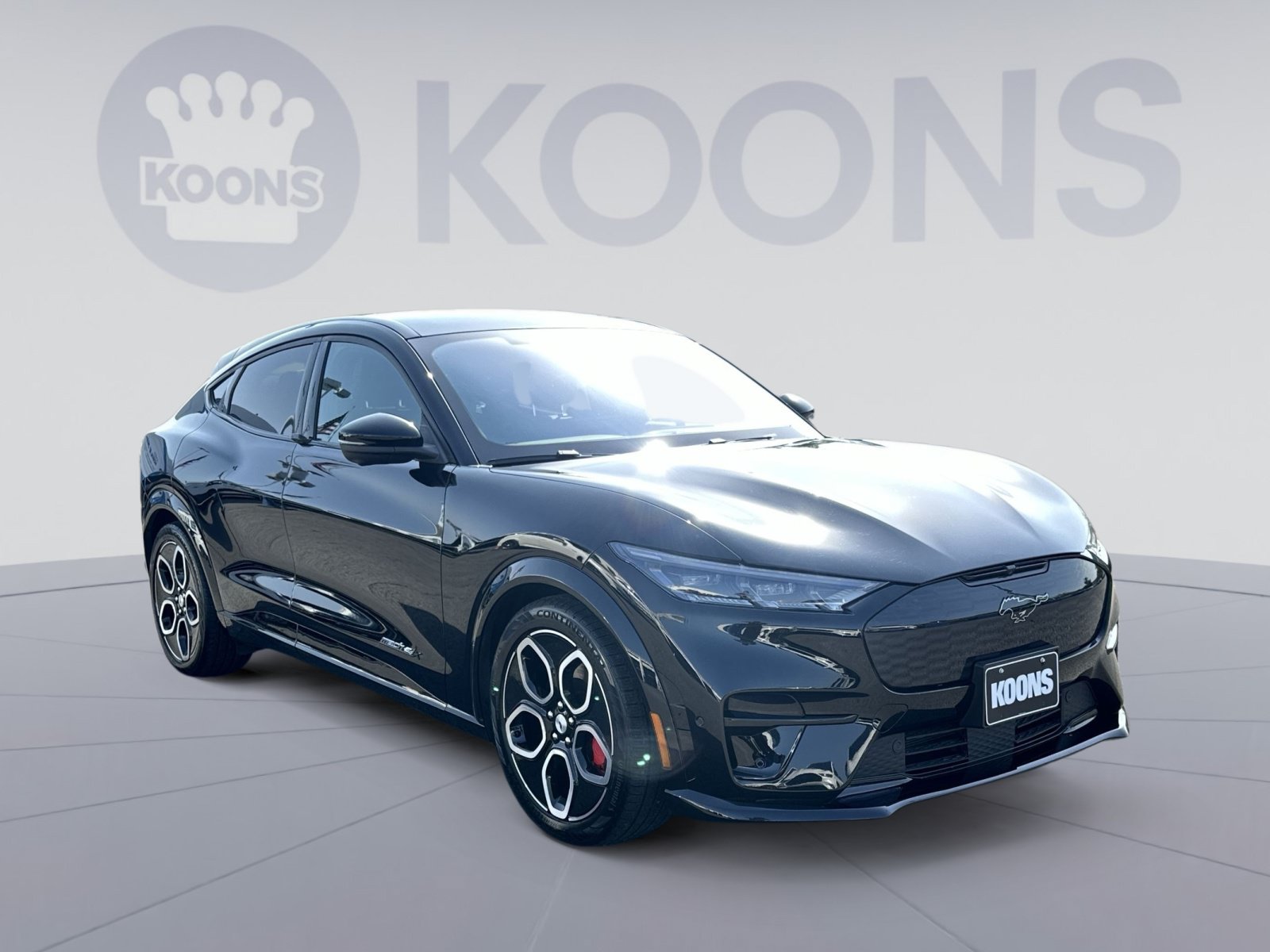Used 2023 Ford Mustang Mach-E GT AWD/4WD image 2