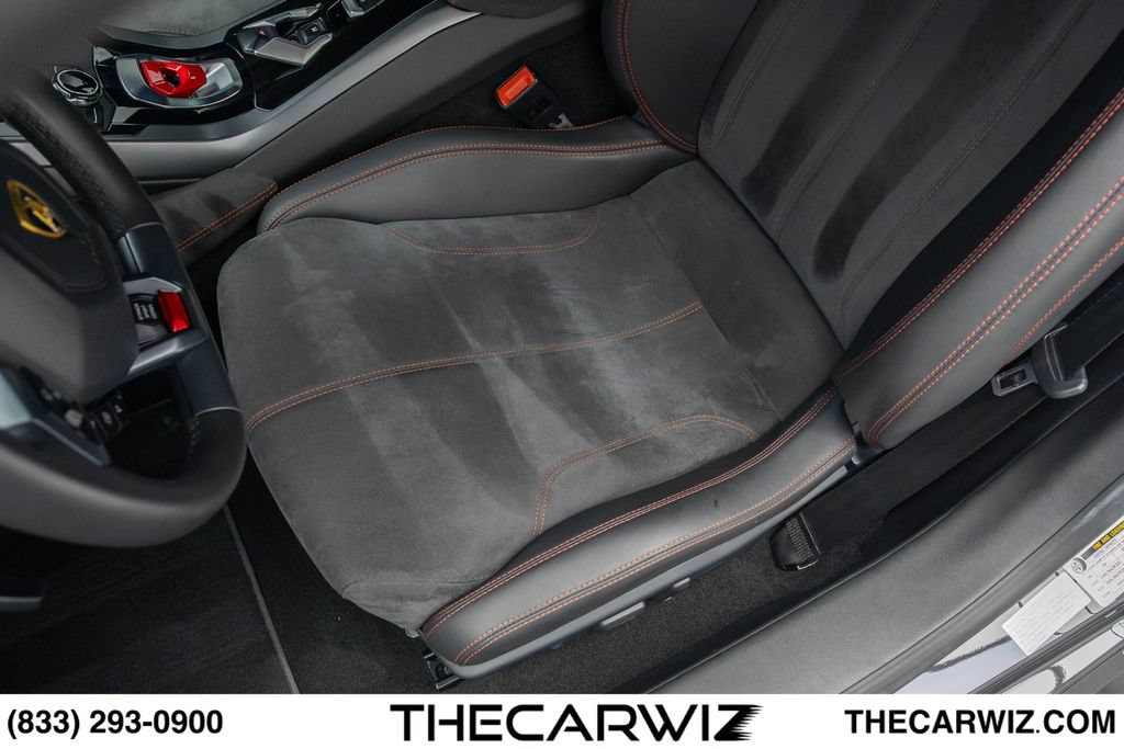 Used 2016 Lamborghini Huracan LP 580-2 RWD image 46