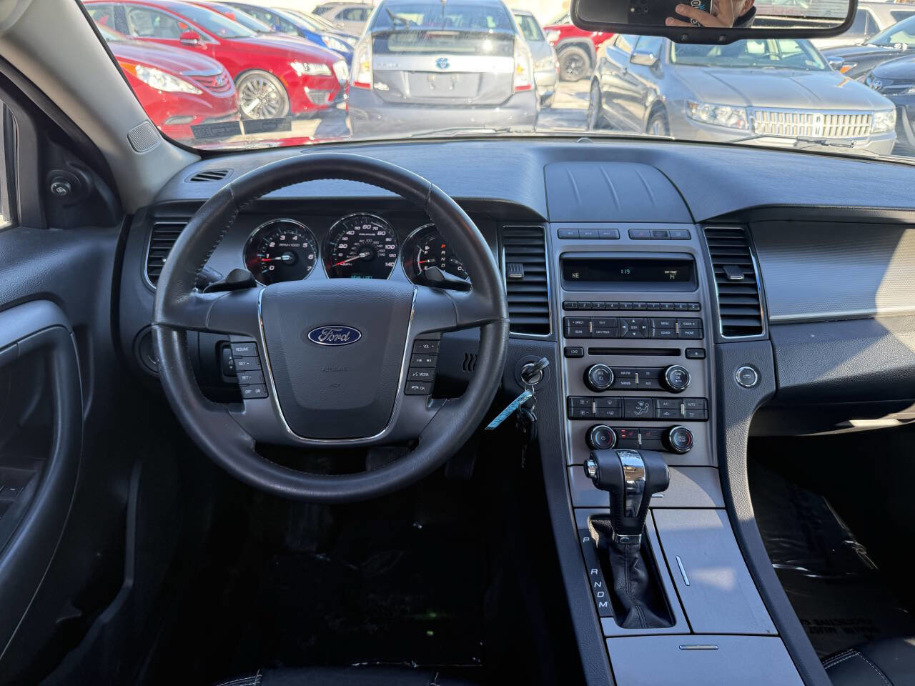 Used 2012 Ford Taurus SEL image 9