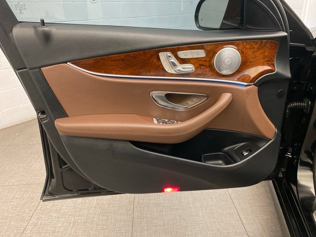 Used 2019 Mercedes-Benz E 450 4MATIC Sedan image 21