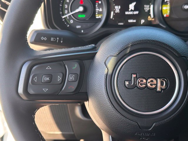 Used 2025 Jeep Wrangler Unlimited Sport S 4xe w/ Convenience Group AWD/4WD image 19