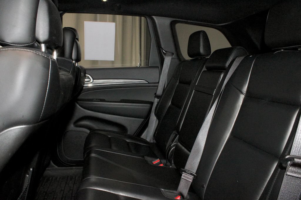 Used 2021 Jeep Grand Cherokee Limited AWD/4WD image 22