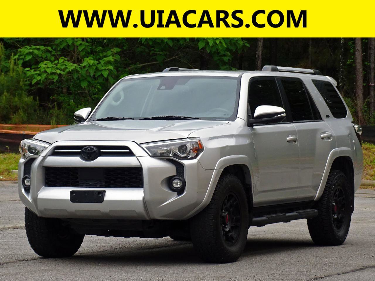 Used 2021 Toyota 4Runner SR5 Premium w/ Moonroof Package RWD image 2