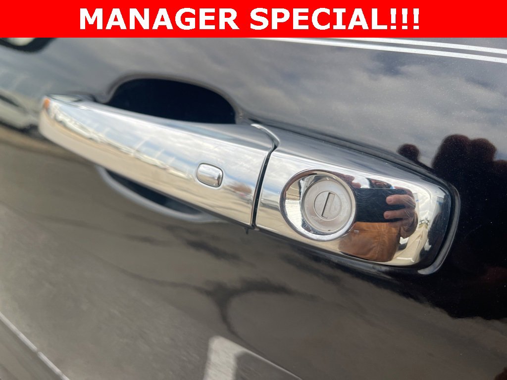 Used 2019 Jeep Grand Cherokee Overland image 12