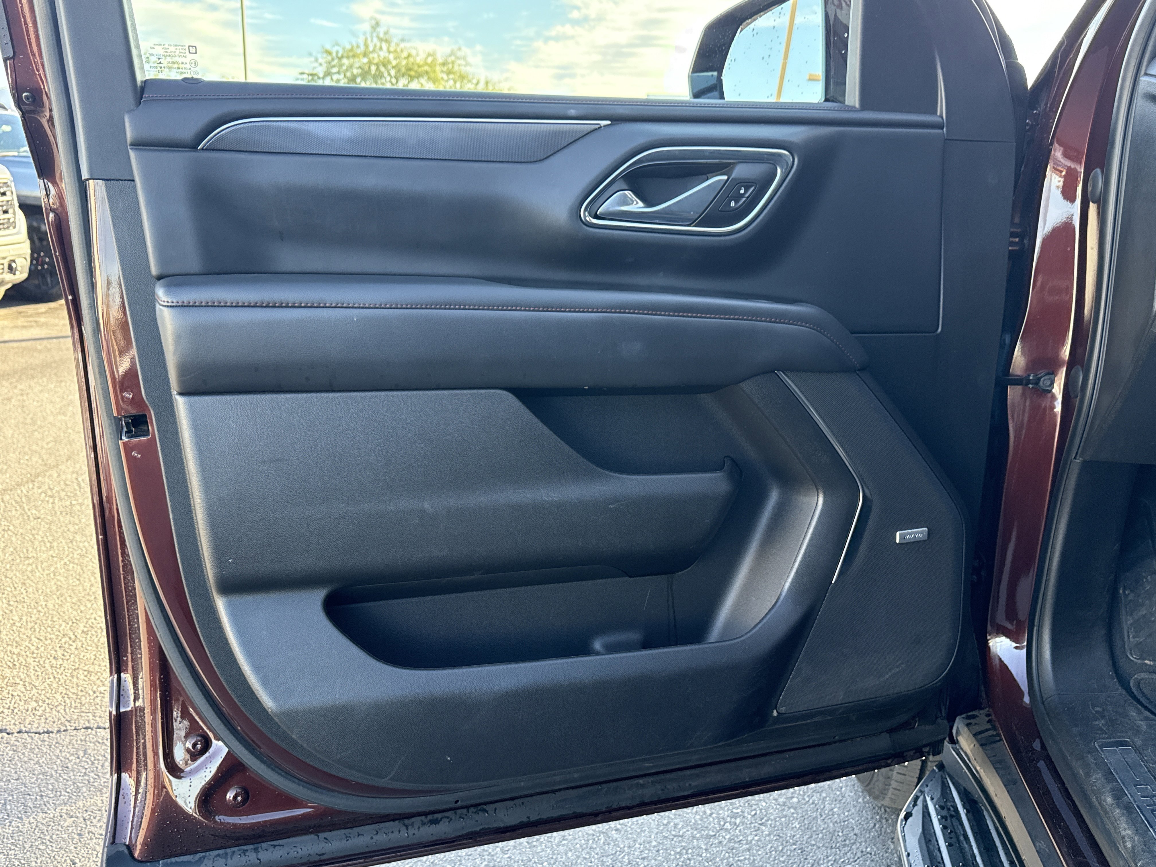 Used 2023 Chevrolet Tahoe RST image 13