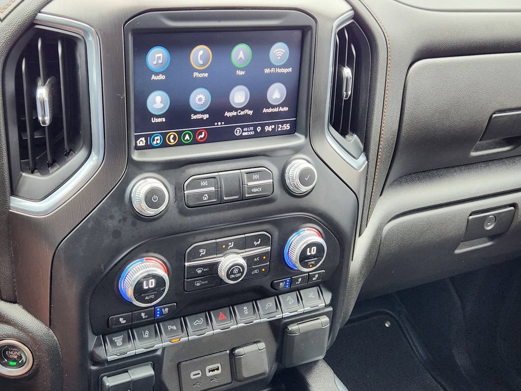Used 2023 GMC Sierra 3500 AT4 w/ AT4 Premium Plus Package AWD/4WD image 10