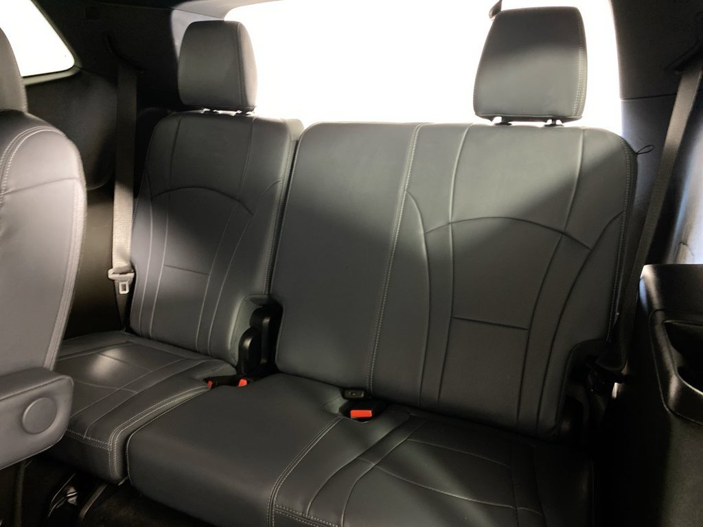 Certified 2023 Buick Enclave Essence w/ Trailering Package, 5000 lbs. AWD/4WD image 22