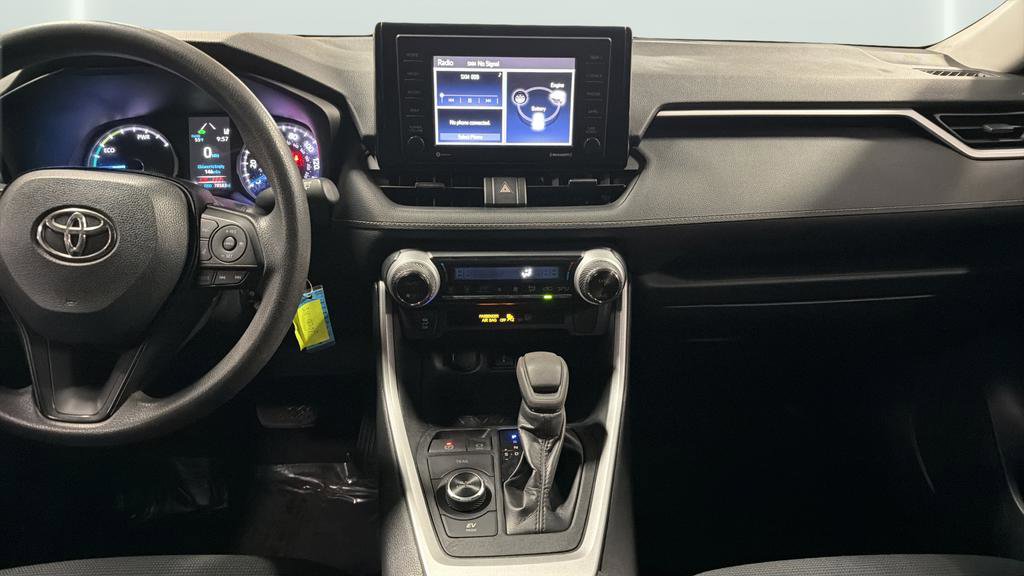 Used 2020 Toyota RAV4 LE w/ All Weather Liner Package image 27