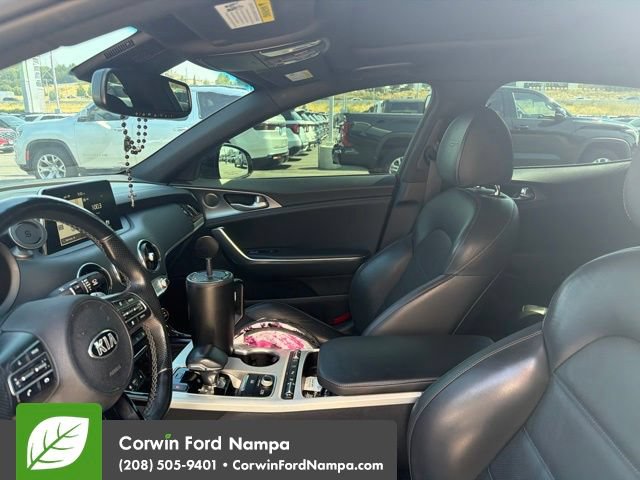 Used 2020 Kia Stinger GT2 AWD/4WD image 9