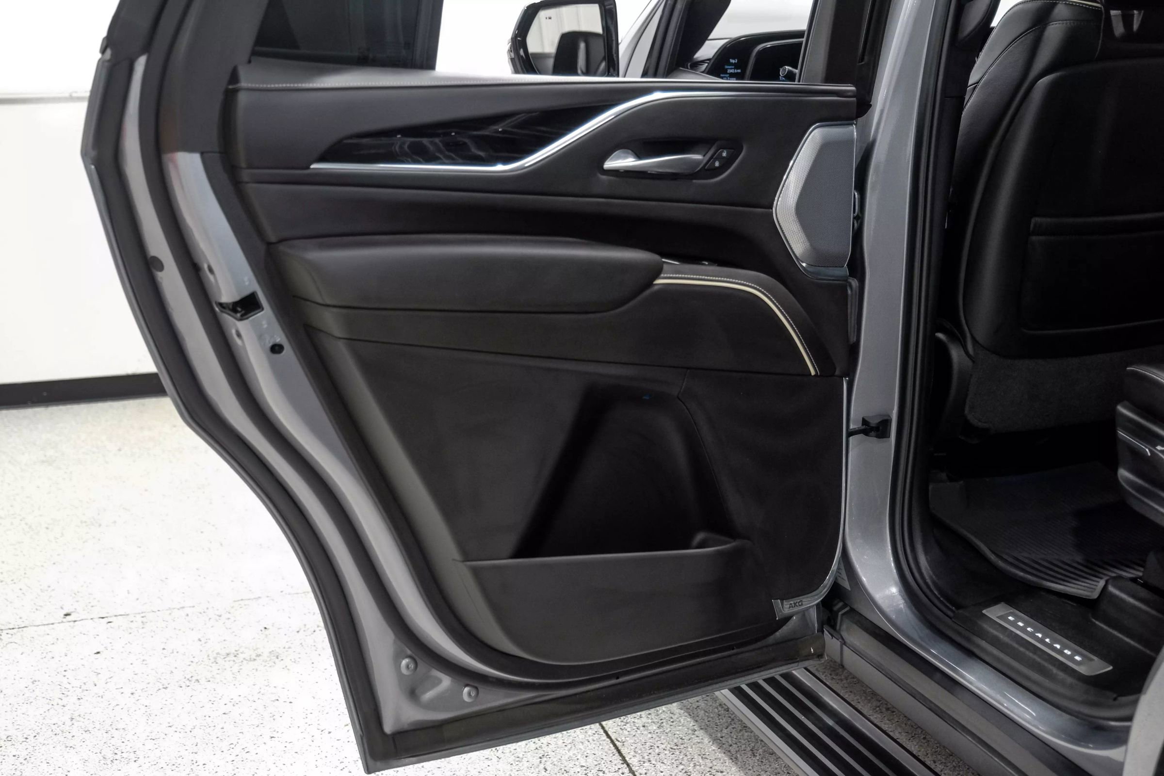 Used 2023 Cadillac Escalade V image 53