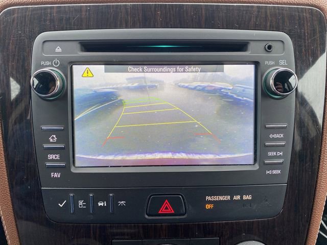 Used 2017 Chevrolet Traverse LT image 10