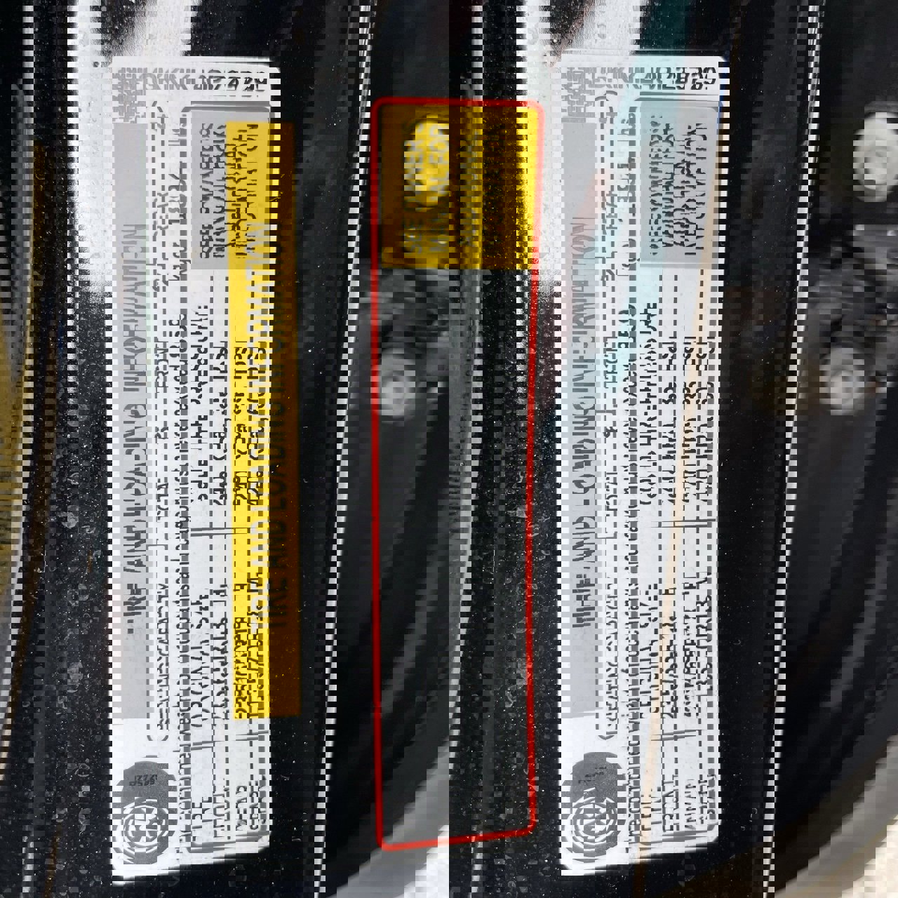 Used 2023 GMC Acadia SLE w/ Driver Convenience Package image 27