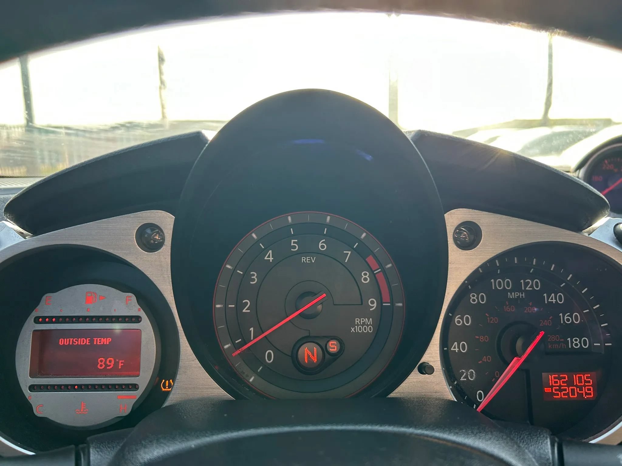 Used 2009 Nissan 370Z Coupe w/ Sport Pkg RWD image 19