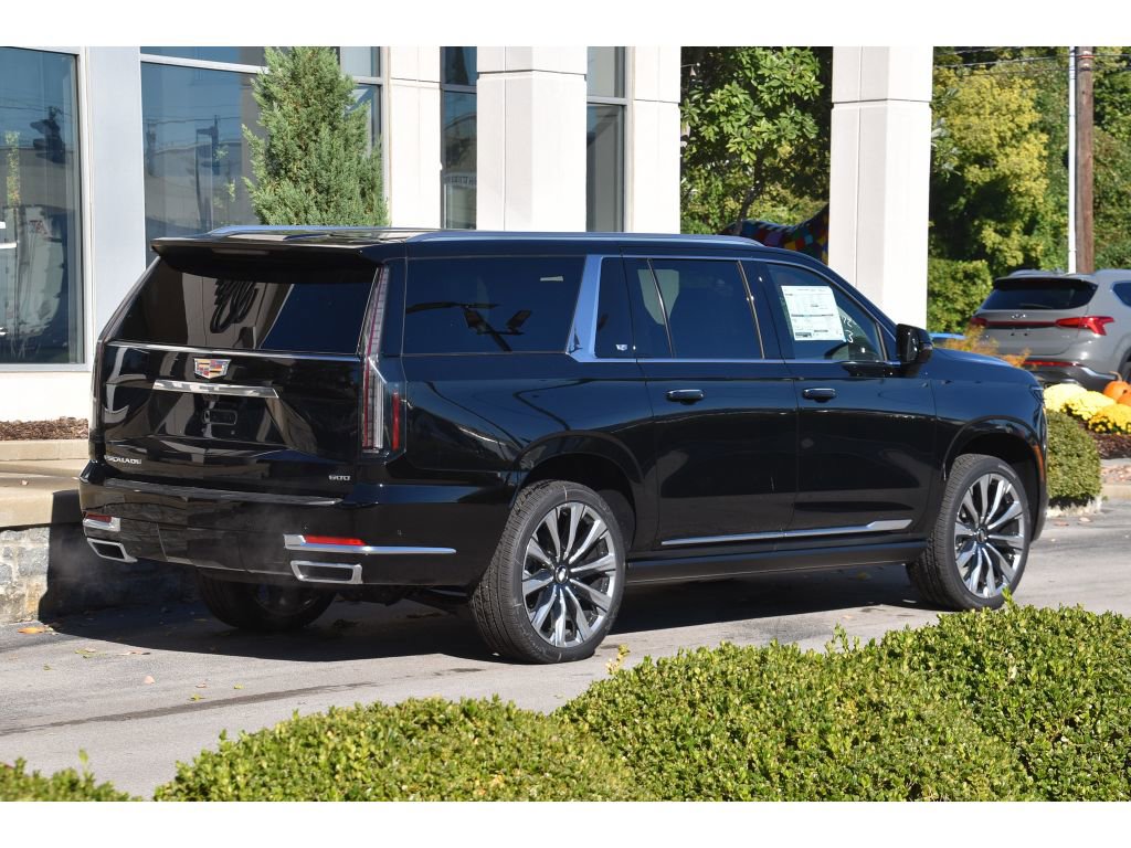 New 2026 Cadillac Escalade ESV Luxury image 4