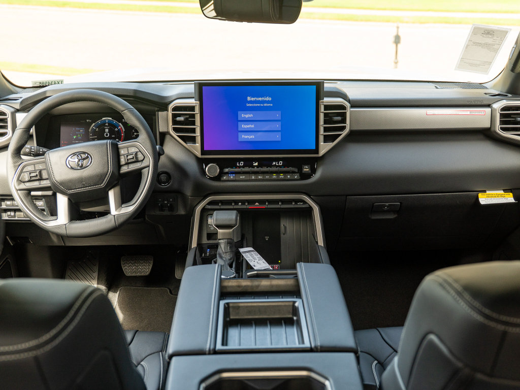 New 2026 Toyota Tundra Limited AWD/4WD image 21