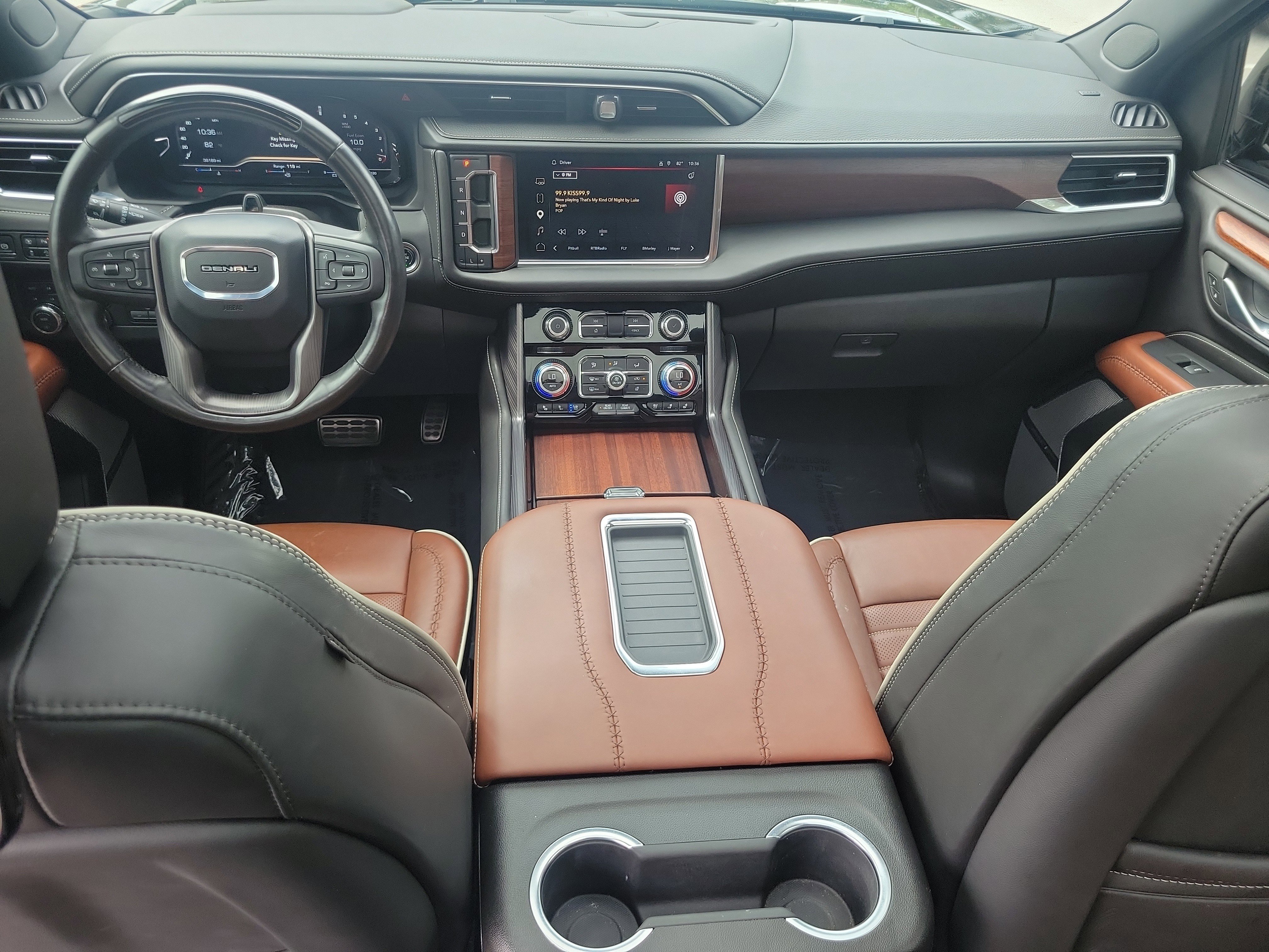 Used 2024 GMC Yukon Denali Ultimate AWD/4WD image 15