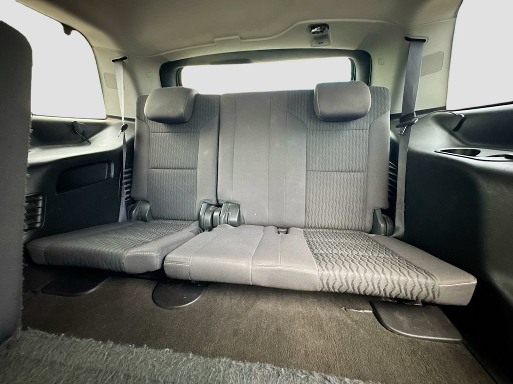 Used 2015 GMC Yukon SLE RWD image 23