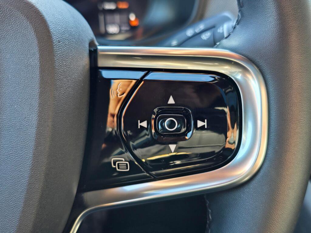 Used 2023 Polestar Polestar 2 w/ Pilot Pack image 34